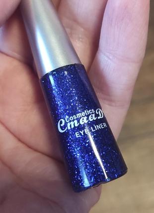 Подводка для глаз цветная яркая синяя красная блестящая