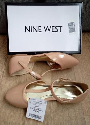 Лаковые бежевые туфельки nine west