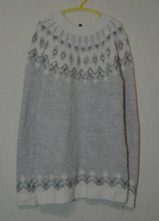 Нарядный зимний свитер с орнаментом.1 фото