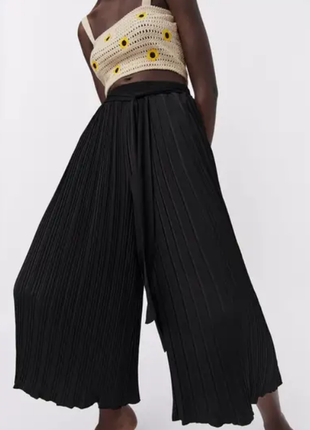 Новые свободные кюлоты плиссе zara