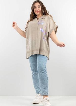 Стильная бежевая футболка туника с надписью рисунком принтом оверсайз большой размер батал1 фото