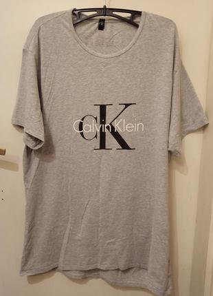 Мужская футболка серая calvin klein (slim fit). размер xl.