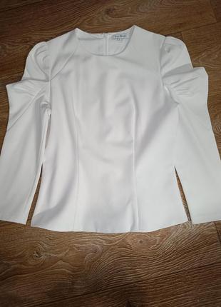 Блуза нарядна s