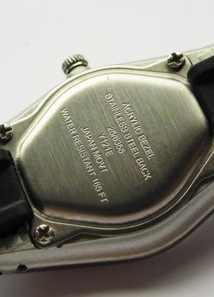 Armitron спортивные часы из сша механизм japan epson wr 165ft