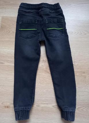Классные джинсы для мальчика,4-5 лет2 фото