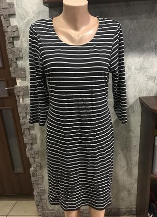 Платье трикотажное 46-48
