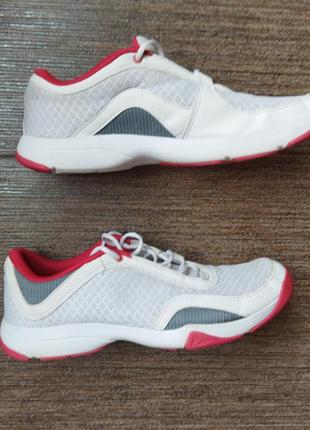 Кроссовки oxylane. оригинал.