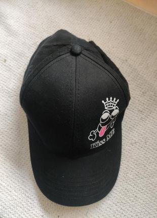 Мужская бейсболка