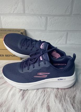 Жіночі кросівки *skechers*