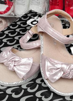 Детские розовые босоножки сандалии для девочки