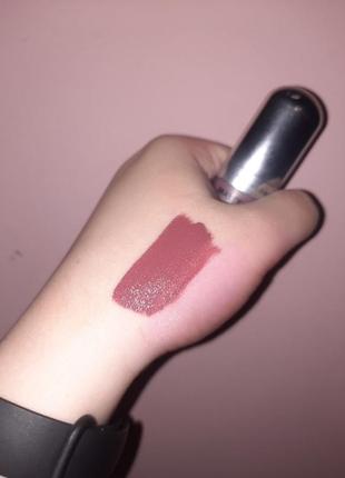 Матовая помада marc jacobs ultra hd matte lipcolor3 фото