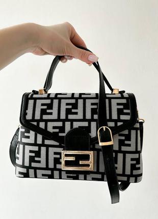 Сумка жіноча в стилі fendi