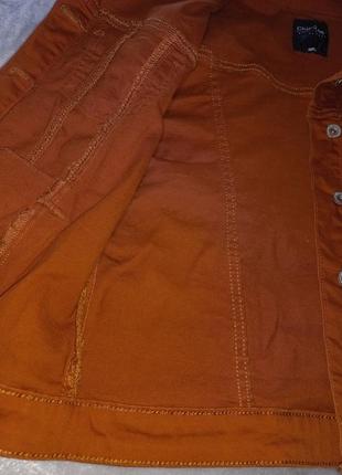 Помаранчева джинсовка 4