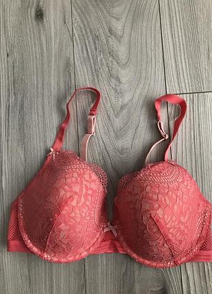 Бюстгальтер  жіночий