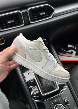 Женские кроссовки nike air jordan 1 low с