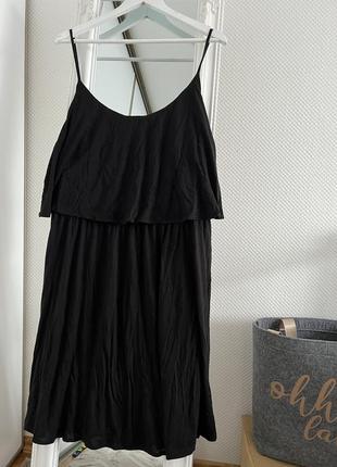 Короткое черное платье на бретелях. Короткое трикотажное платье h&m с воланами. летнее платье большого размера xxl