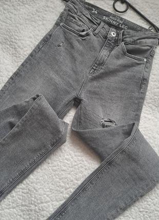 Джинсы скинни