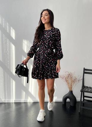 Женское платье короткое с поясом черное белое лиловое бирюзовое лавандовое цветочное нарядное на весну летнее9 фото