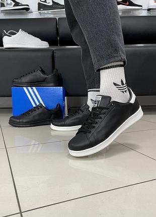 Шкіряні кросівки adidas 4
