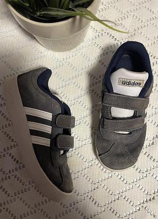 Adidas кроссовки 26 16,3 см замша