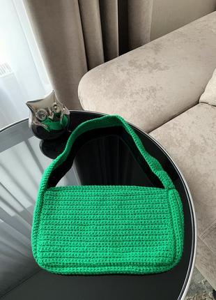 Вязаная зеленая сумка