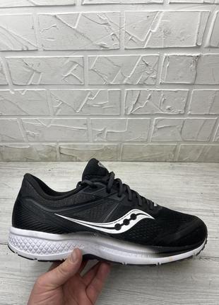 Кроссовки saucony