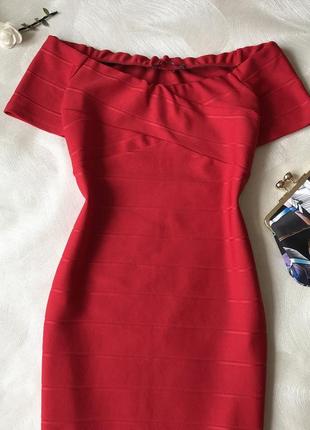 Червона облягаюча сукня плаття atmosphere2 фото