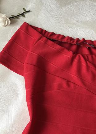 Червона облягаюча сукня плаття atmosphere10 фото