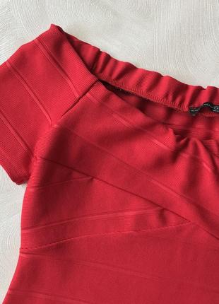 Червона облягаюча сукня плаття atmosphere7 фото