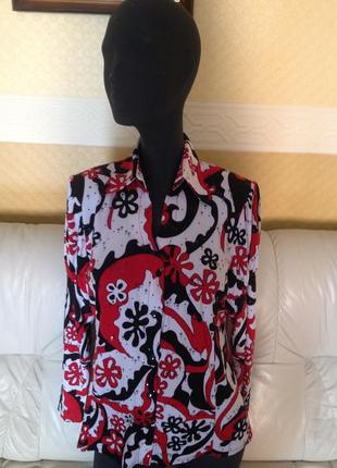 Красива, ошатна блуза