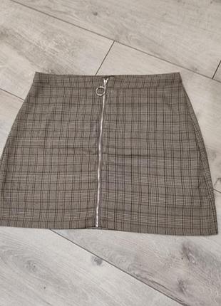 Стильная юбка в клетку