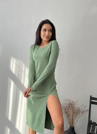 Шикарное женское платье в разных цветах