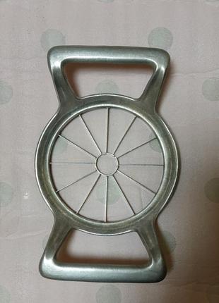 Делитель яблок,груш.