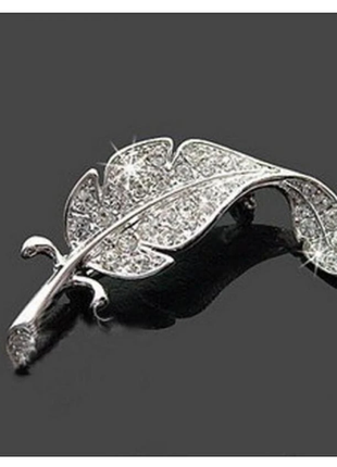 Милый значок брошь брошка перо перышко