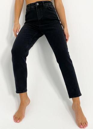Черные джинсы мом с высокой талией3 фото