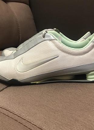 Кроссовки nike, размер 39