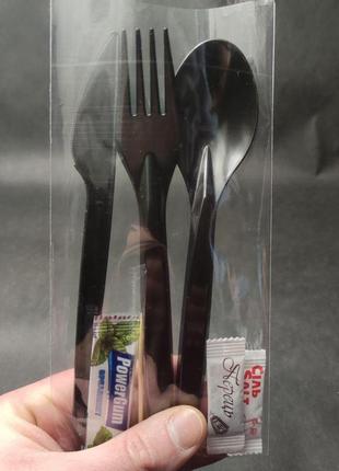 Одноразовый набор lux (вилка + нож + ложка + зубочистка + соль + перец + жвачка) в индивидуальной упаковке