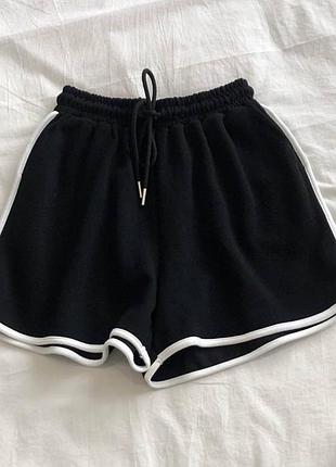 Жіночі спортивні шорти на високій посадці