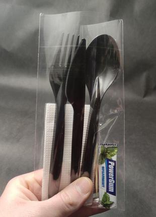 Набор одноразовых приборов lux вилка + нож + ложка + салфетка + зубочистка + жвачка в индивидуальной упаковке