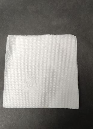 Набор одноразовый (ложка + салфетка + влажная салфетка + соль + перец + жвачка) в...