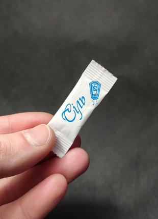 Набор одноразовый (ложка + салфетка + влажная салфетка + соль + перец + жвачка) в...