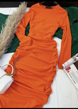 Сукня оранж миди