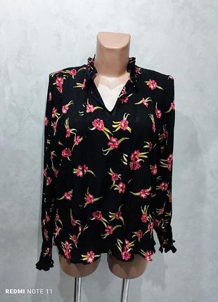 449.зручна якісна блузка в кітковий принт модного бренду із нідерландів eksept.