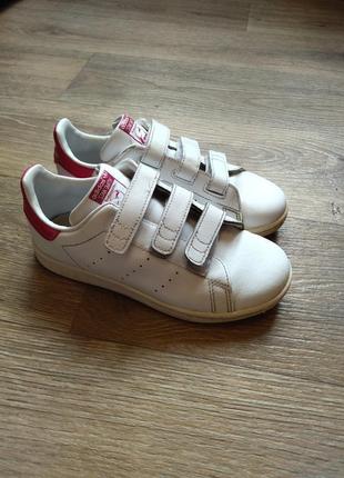 Кроссовки adidas