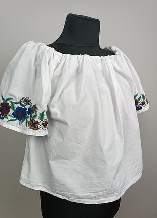 Блуза с вышивкой topshop