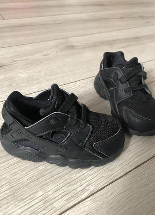 Кроссовки nike оригинал 23.5