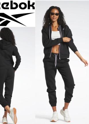 Спортивный костюм doorbuster reebok identity vector fleece