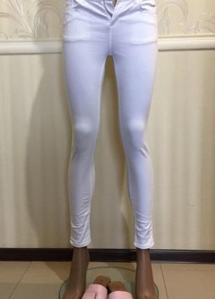 Белые джинсы/скинни, zara, размер 36/s1 фото