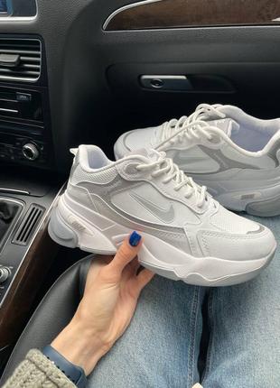 Кроссовки nike pro silver