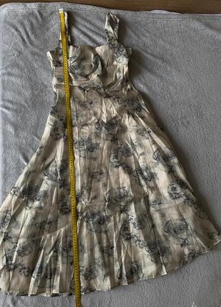 Нежное платье из полупрозрачной ткани6 фото